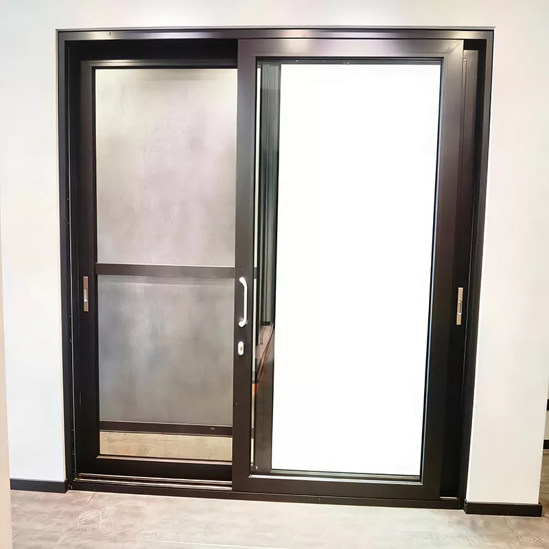 Drzwi Push-Pull z listwą ze stopu aluminium